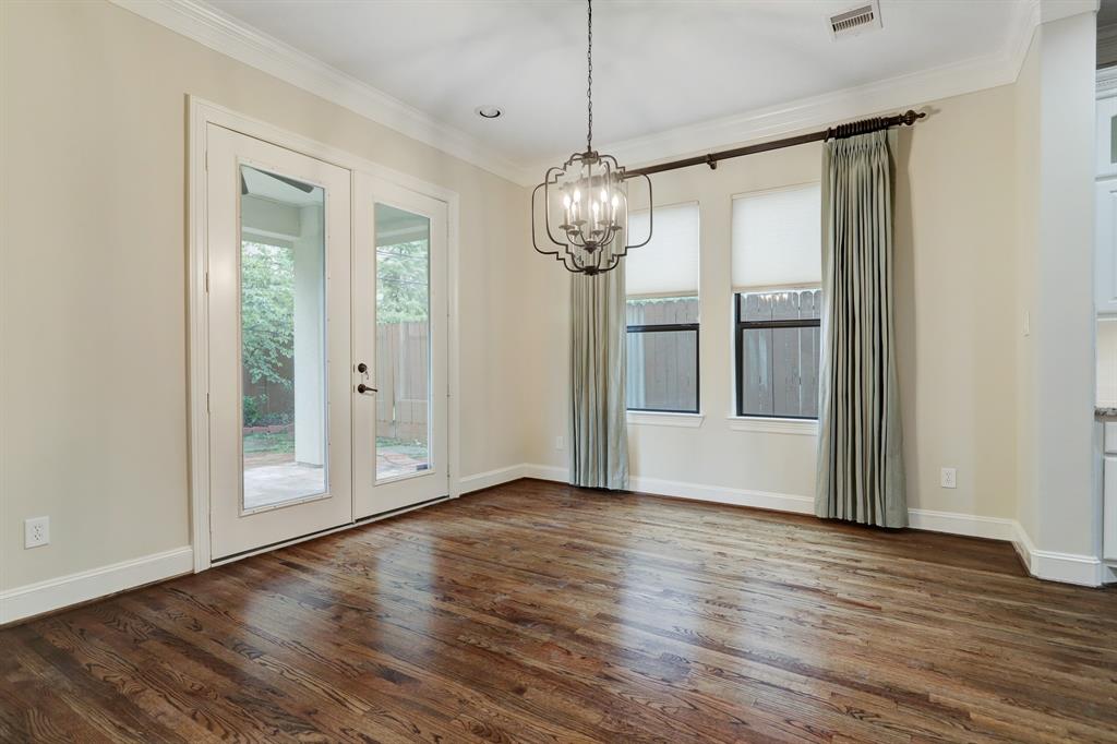 8303 2 Lorrie Drive, Houston, Texas 77025, 5 Bedrooms Bedrooms, 12 Rooms Rooms,4 BathroomsBathrooms,Single-family,For Sale,Lorrie,82269277