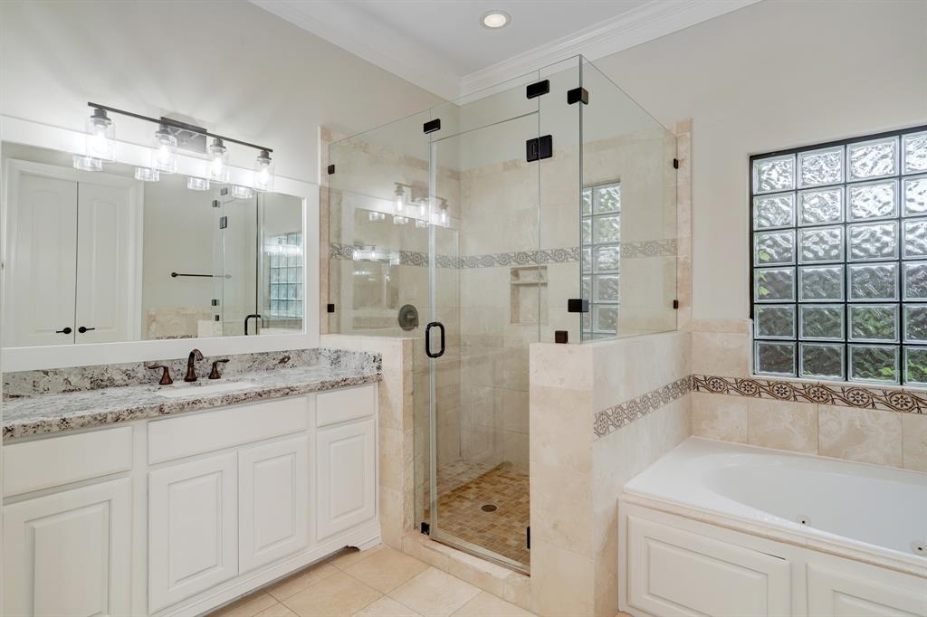 8303 2 Lorrie Drive, Houston, Texas 77025, 5 Bedrooms Bedrooms, 12 Rooms Rooms,4 BathroomsBathrooms,Single-family,For Sale,Lorrie,82269277