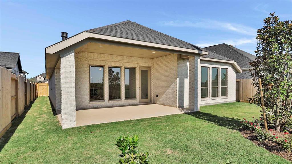 4226 1 Maple Glen Drive, Fulshear, Texas 77441, 4 Bedrooms Bedrooms, 7 Rooms Rooms,3 BathroomsBathrooms,Single-family,For Sale,Maple Glen,10152918