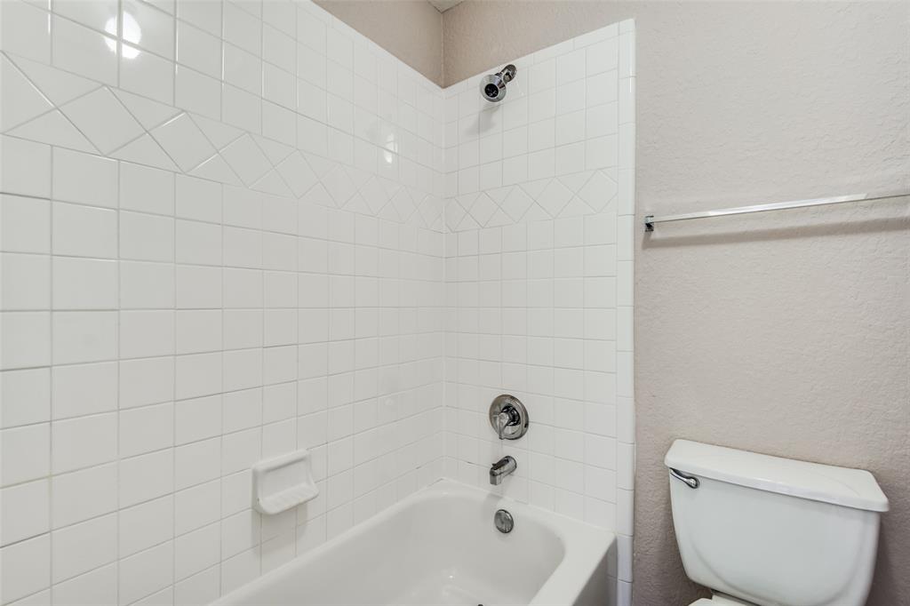 1214 2 Hurst Park Drive, Spring, Texas 77379, 5 Bedrooms Bedrooms, 13 Rooms Rooms,4 BathroomsBathrooms,Single-family,For Sale,Hurst Park,73097268