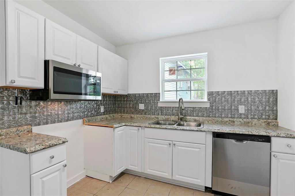 1126 1 Ryon Street, Houston, Texas 77009, 5 Bedrooms Bedrooms, ,3 BathroomsBathrooms,Multi-family,For Sale,Ryon,70801374