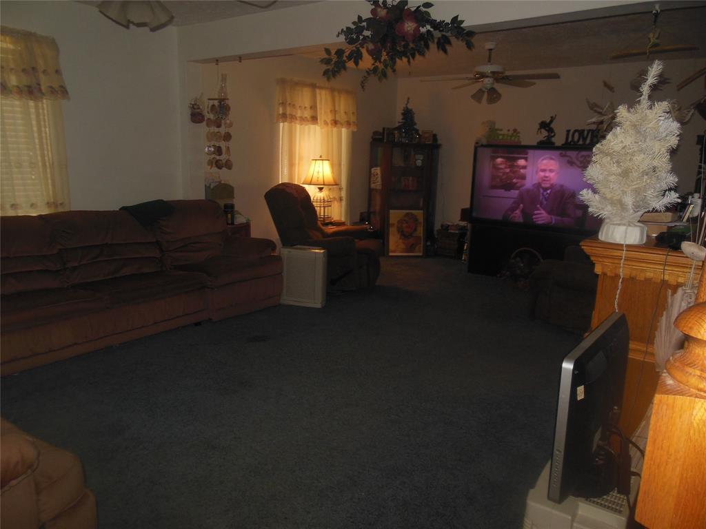 3914 2 Pamela Way Drive, Montgomery, Texas 77316, 3 Bedrooms Bedrooms, 6 Rooms Rooms,1 BathroomBathrooms,Single-family,For Sale,Pamela Way,65182541