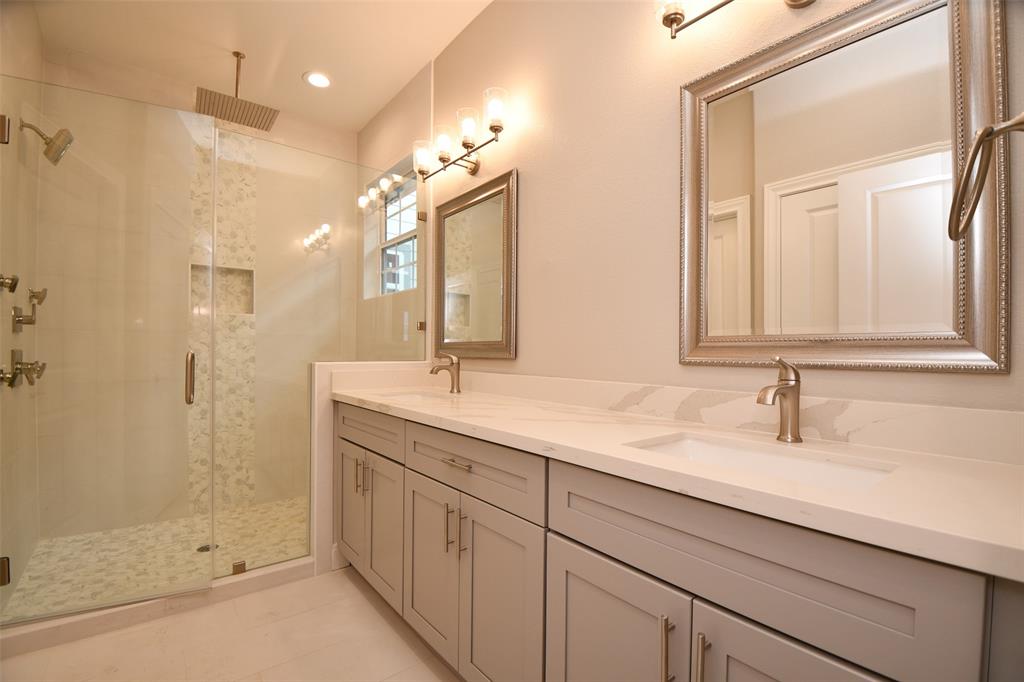 1209 1 Crockett Street, Houston, Texas 77007, 3 Bedrooms Bedrooms, 5 Rooms Rooms,2 BathroomsBathrooms,Single-family,For Sale,Crockett,71655415