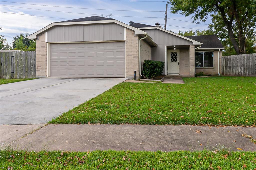 3311 W Heatherock Cir