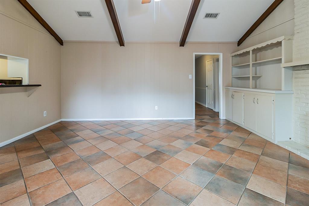 5234 1 Hummingbird Street, Houston, Texas 77035, 3 Bedrooms Bedrooms, 3 Rooms Rooms,2 BathroomsBathrooms,Single-family,For Sale,Hummingbird,66867065