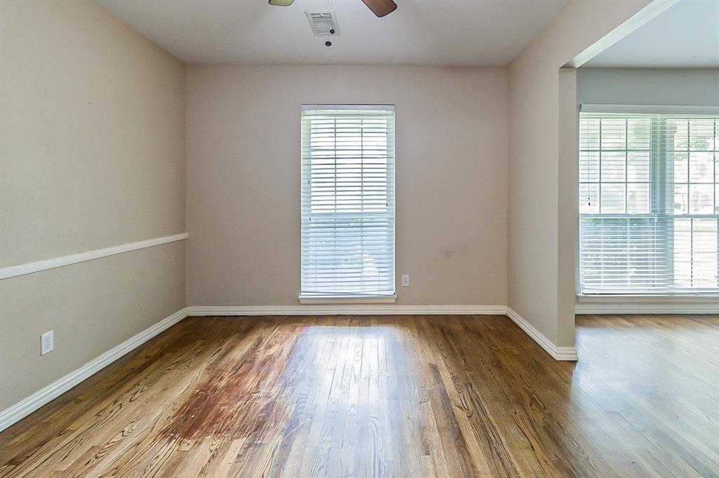 5234 1 Hummingbird Street, Houston, Texas 77035, 3 Bedrooms Bedrooms, 3 Rooms Rooms,2 BathroomsBathrooms,Single-family,For Sale,Hummingbird,66867065