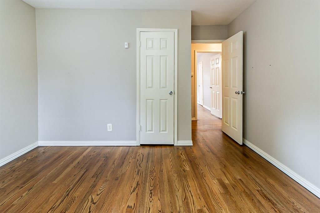 5234 1 Hummingbird Street, Houston, Texas 77035, 3 Bedrooms Bedrooms, 3 Rooms Rooms,2 BathroomsBathrooms,Single-family,For Sale,Hummingbird,66867065