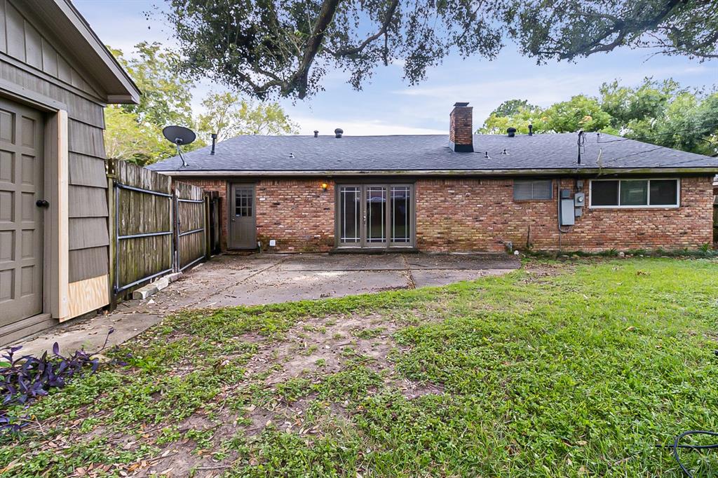5234 1 Hummingbird Street, Houston, Texas 77035, 3 Bedrooms Bedrooms, 3 Rooms Rooms,2 BathroomsBathrooms,Single-family,For Sale,Hummingbird,66867065