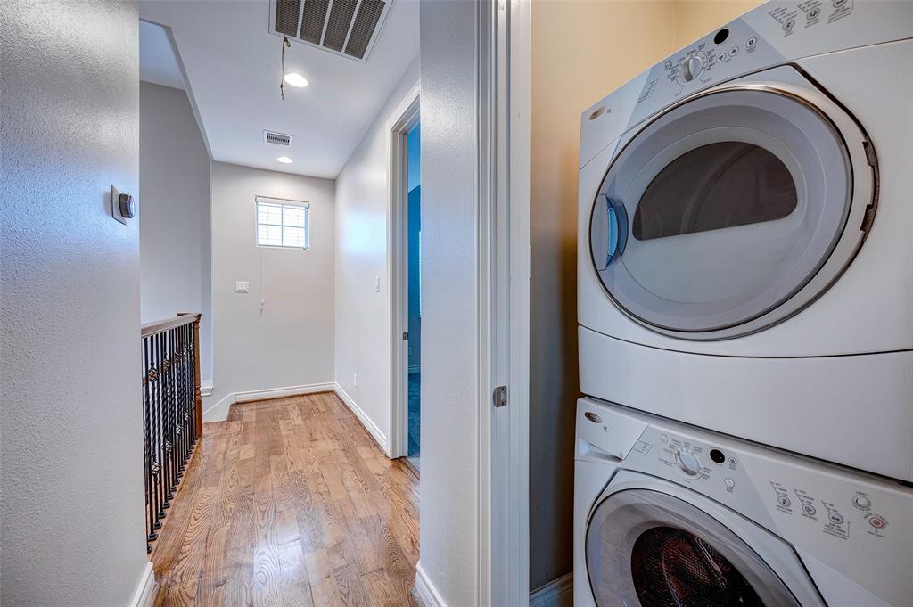 2815 3 Sherwin Street, Houston, Texas 77007, 3 Bedrooms Bedrooms, 7 Rooms Rooms,3 BathroomsBathrooms,Single-family,For Sale,Sherwin,57369634