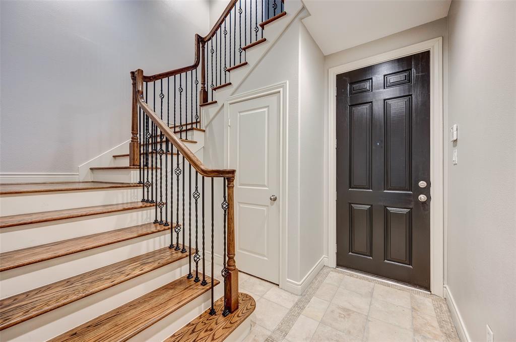 2815 3 Sherwin Street, Houston, Texas 77007, 3 Bedrooms Bedrooms, 7 Rooms Rooms,3 BathroomsBathrooms,Single-family,For Sale,Sherwin,57369634
