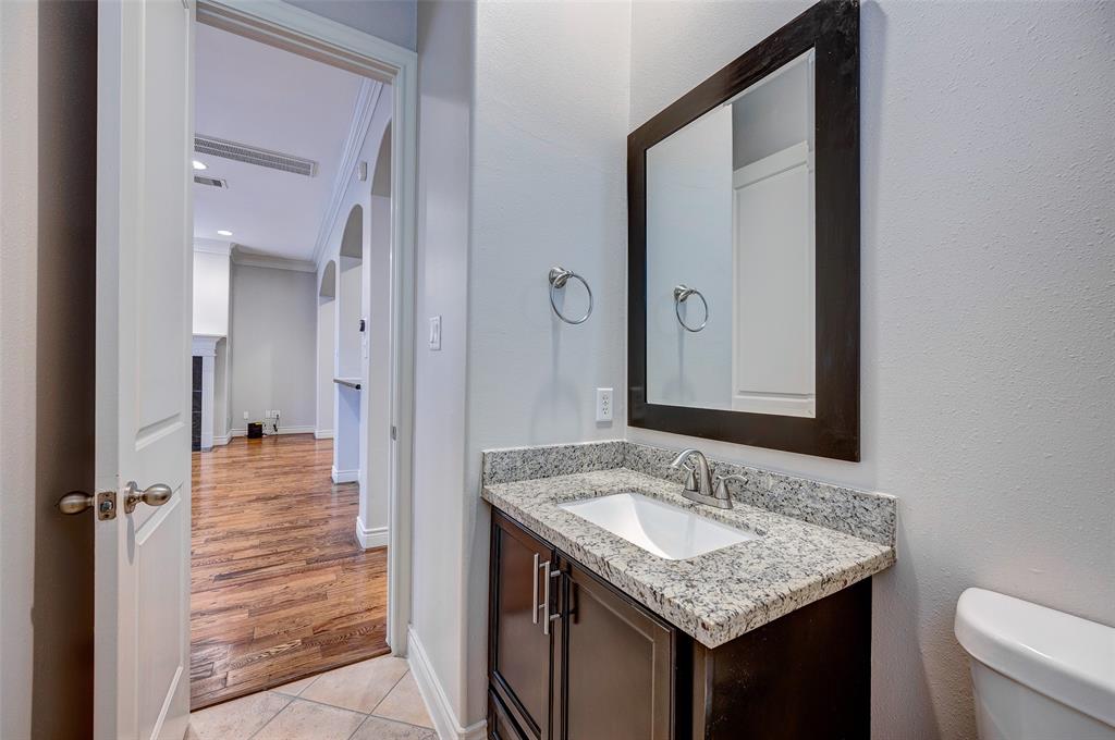 2815 3 Sherwin Street, Houston, Texas 77007, 3 Bedrooms Bedrooms, 7 Rooms Rooms,3 BathroomsBathrooms,Single-family,For Sale,Sherwin,57369634