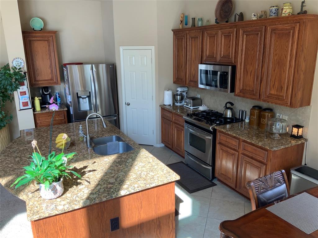 13046 2 Sweetgum Shores Drive, Houston, Texas 77044, 4 Bedrooms Bedrooms, 4 Rooms Rooms,3 BathroomsBathrooms,Single-family,For Sale,Sweetgum Shores,64000191