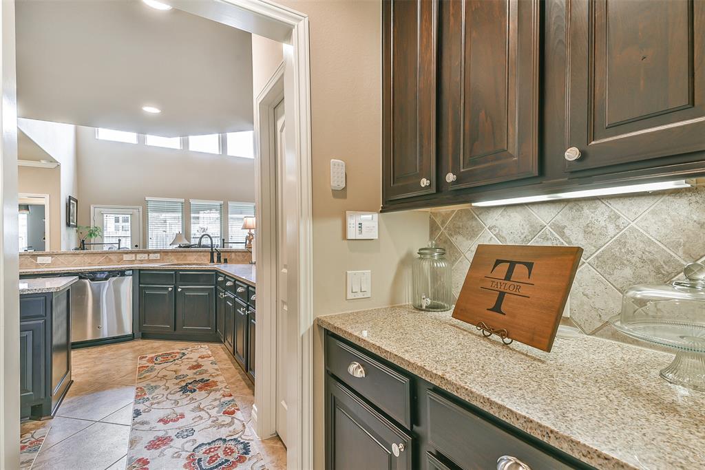 13523 2 Navigate Point Lane, Houston, Texas 77044, 5 Bedrooms Bedrooms, 10 Rooms Rooms,4 BathroomsBathrooms,Single-family,For Sale,Navigate Point,77495691