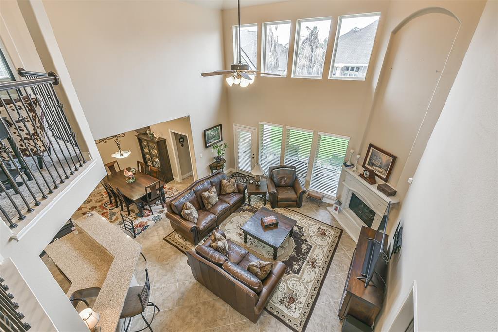 13523 2 Navigate Point Lane, Houston, Texas 77044, 5 Bedrooms Bedrooms, 10 Rooms Rooms,4 BathroomsBathrooms,Single-family,For Sale,Navigate Point,77495691