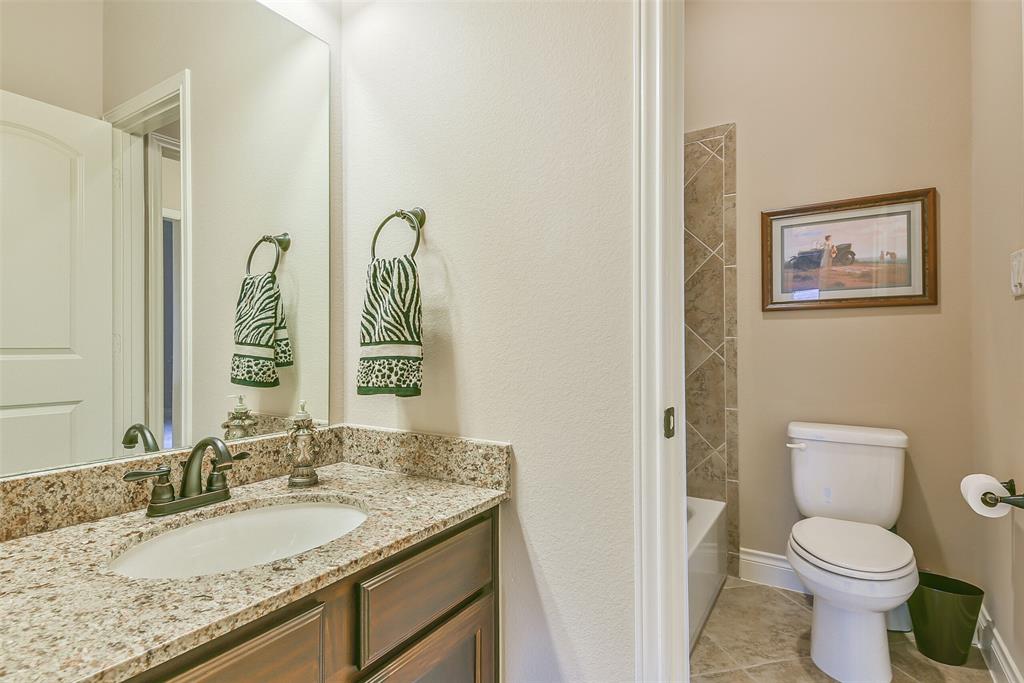 13523 2 Navigate Point Lane, Houston, Texas 77044, 5 Bedrooms Bedrooms, 10 Rooms Rooms,4 BathroomsBathrooms,Single-family,For Sale,Navigate Point,77495691