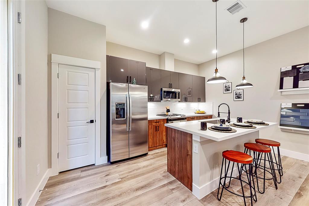 1068 2 Mansfield Street, Houston, Texas 77091, 3 Bedrooms Bedrooms, 3 Rooms Rooms,2 BathroomsBathrooms,Single-family,For Sale,Mansfield,68907514