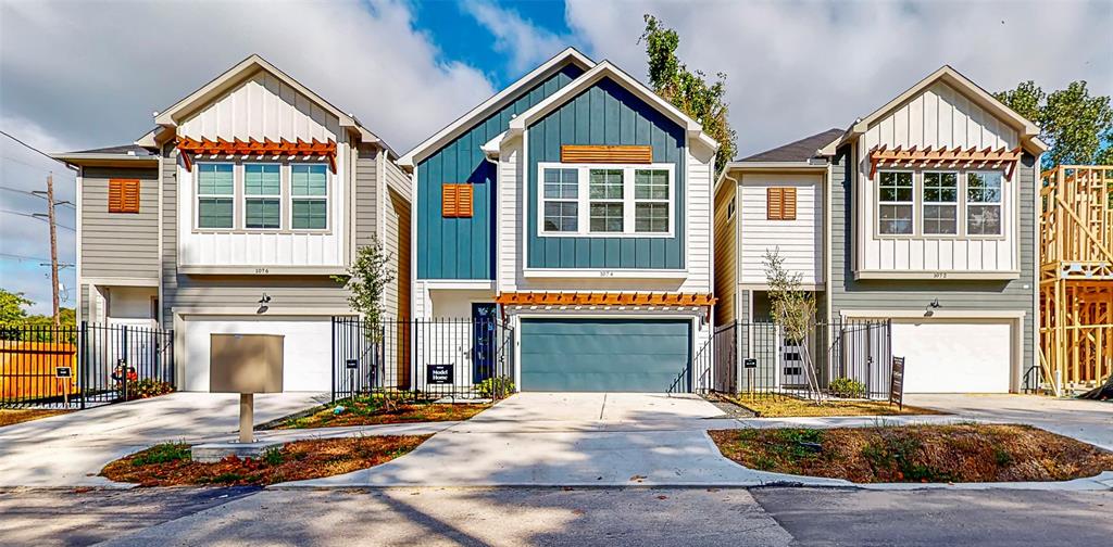 1068 2 Mansfield Street, Houston, Texas 77091, 3 Bedrooms Bedrooms, 3 Rooms Rooms,2 BathroomsBathrooms,Single-family,For Sale,Mansfield,68907514