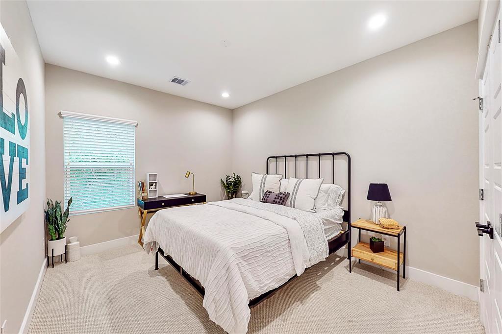 1068 2 Mansfield Street, Houston, Texas 77091, 3 Bedrooms Bedrooms, 3 Rooms Rooms,2 BathroomsBathrooms,Single-family,For Sale,Mansfield,68907514