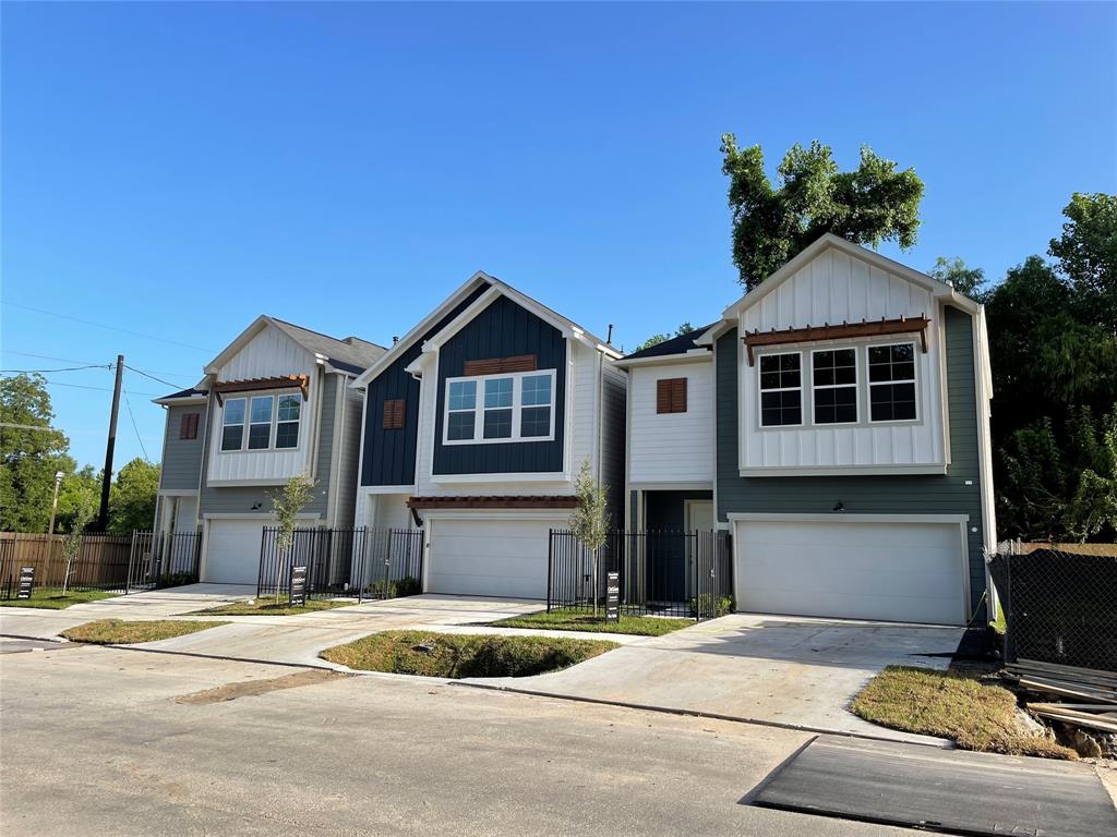 1068 2 Mansfield Street, Houston, Texas 77091, 3 Bedrooms Bedrooms, 3 Rooms Rooms,2 BathroomsBathrooms,Single-family,For Sale,Mansfield,68907514