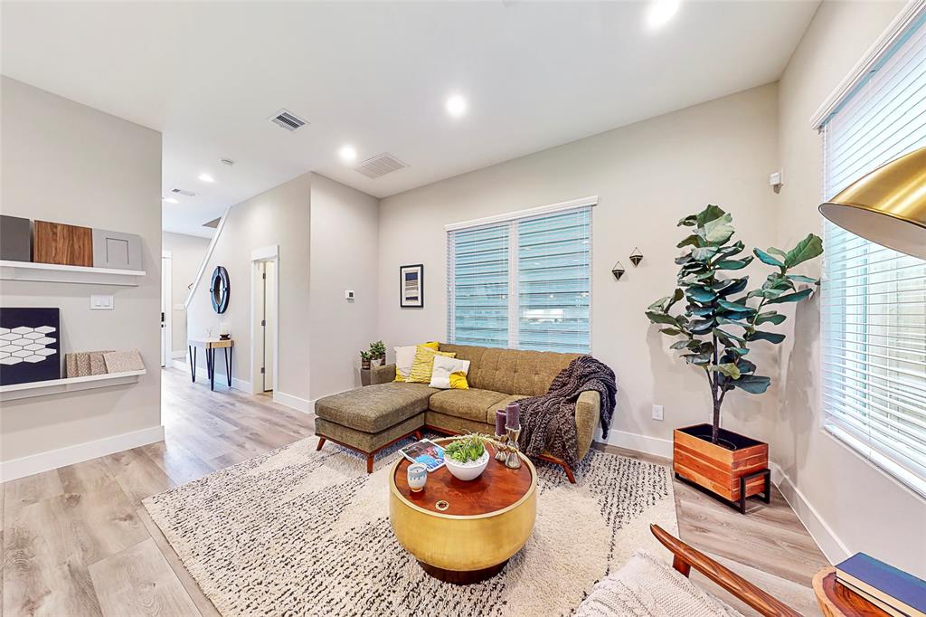 1068 2 Mansfield Street, Houston, Texas 77091, 3 Bedrooms Bedrooms, 3 Rooms Rooms,2 BathroomsBathrooms,Single-family,For Sale,Mansfield,68907514