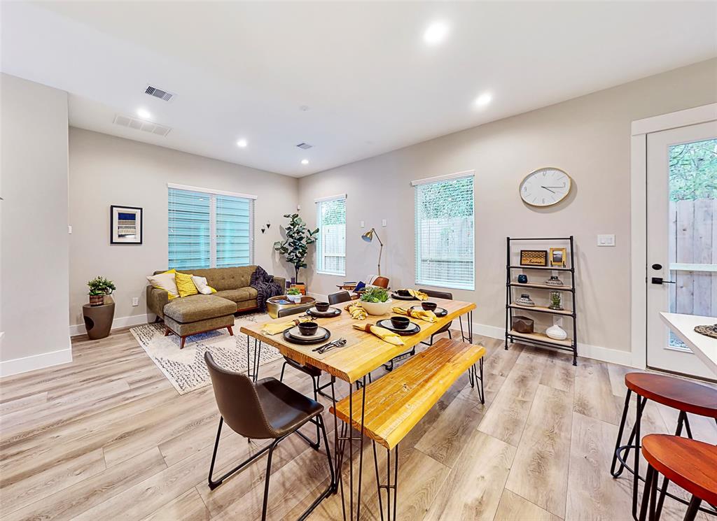 1068 2 Mansfield Street, Houston, Texas 77091, 3 Bedrooms Bedrooms, 3 Rooms Rooms,2 BathroomsBathrooms,Single-family,For Sale,Mansfield,68907514