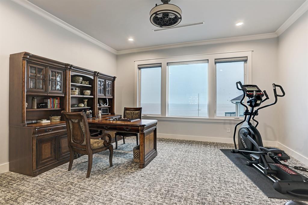 943 3 Long Reach Drive, Tiki Island, Texas 77554, 4 Bedrooms Bedrooms, 11 Rooms Rooms,4 BathroomsBathrooms,Single-family,For Sale,Long Reach,79773457