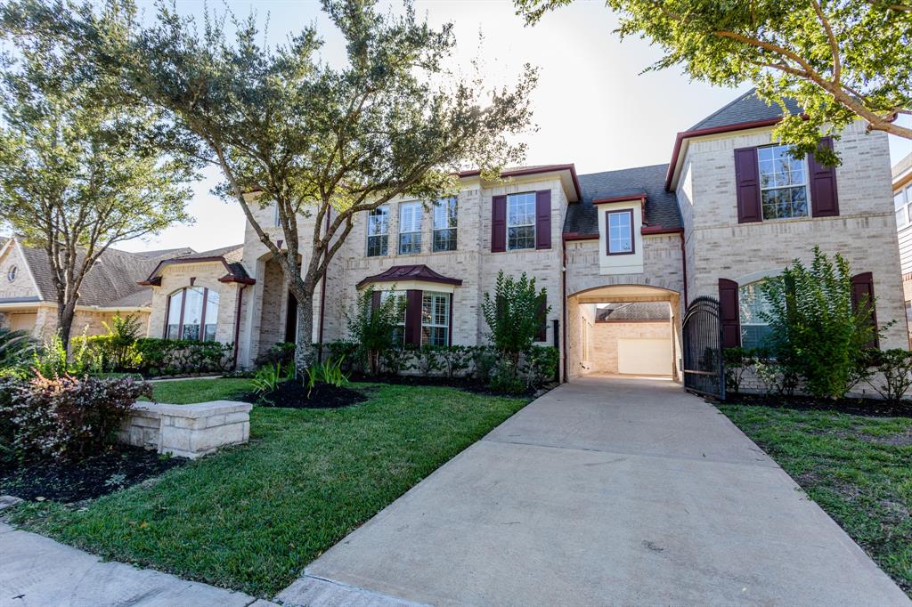 1402 2 Pristine Way, Sugar Land, Texas 77479, 4 Bedrooms Bedrooms, 9 Rooms Rooms,3 BathroomsBathrooms,Single-family,For Sale,Pristine,30405233