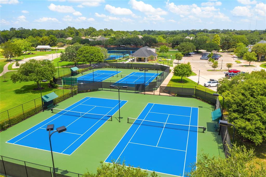 1735 2 Waters Branch Drive, Missouri City, Texas 77459, 4 Bedrooms Bedrooms, 10 Rooms Rooms,3 BathroomsBathrooms,Single-family,For Sale,Waters Branch,88889115