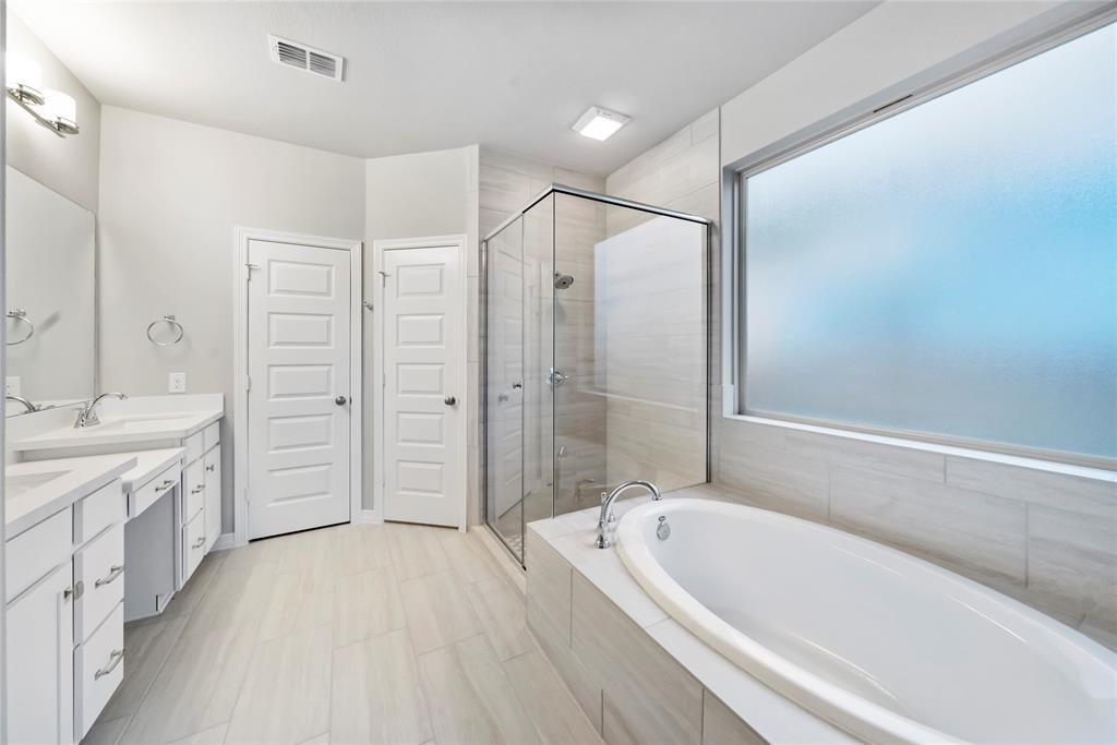 1735 2 Waters Branch Drive, Missouri City, Texas 77459, 4 Bedrooms Bedrooms, 10 Rooms Rooms,3 BathroomsBathrooms,Single-family,For Sale,Waters Branch,88889115