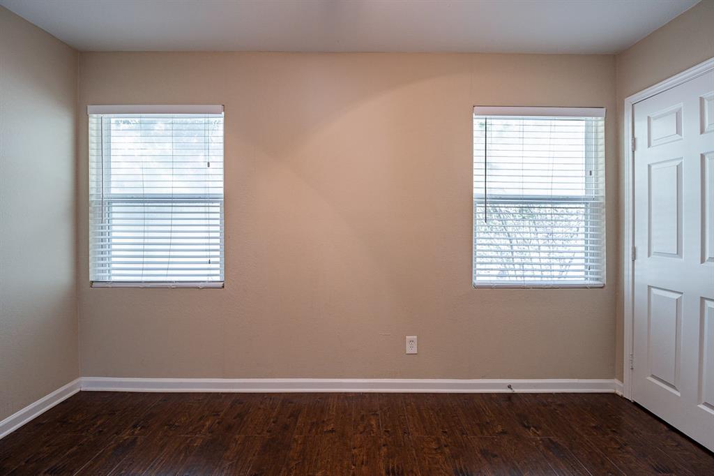 5911 2 Bellfort Street, Houston, Texas 77035, 4 Bedrooms Bedrooms, 4 Rooms Rooms,3 BathroomsBathrooms,Single-family,For Sale,Bellfort,57401821
