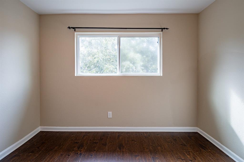 5911 2 Bellfort Street, Houston, Texas 77035, 4 Bedrooms Bedrooms, 4 Rooms Rooms,3 BathroomsBathrooms,Single-family,For Sale,Bellfort,57401821