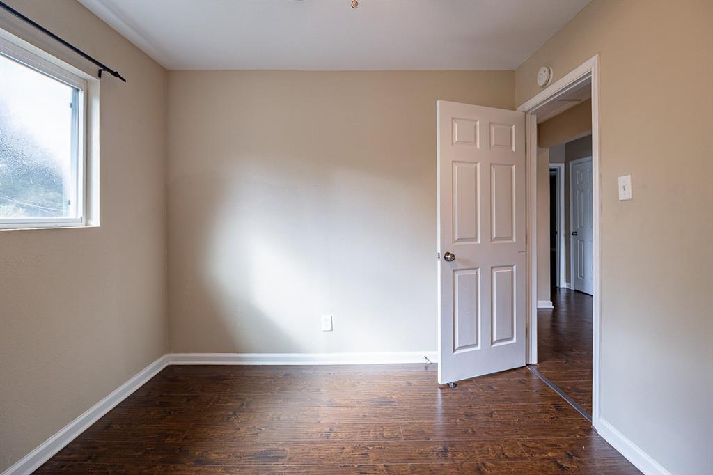 5911 2 Bellfort Street, Houston, Texas 77035, 4 Bedrooms Bedrooms, 4 Rooms Rooms,3 BathroomsBathrooms,Single-family,For Sale,Bellfort,57401821