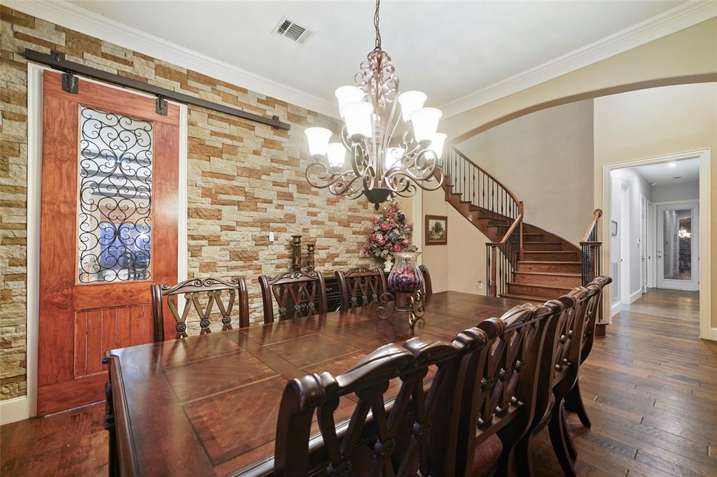 17318 2 Lake Chelan Lane, Humble, Texas 77346, 5 Bedrooms Bedrooms, 10 Rooms Rooms,4 BathroomsBathrooms,Single-family,For Sale,Lake Chelan,53855087