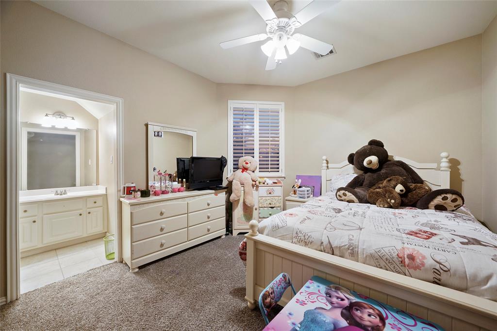 17318 2 Lake Chelan Lane, Humble, Texas 77346, 5 Bedrooms Bedrooms, 10 Rooms Rooms,4 BathroomsBathrooms,Single-family,For Sale,Lake Chelan,53855087