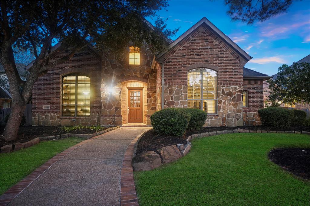 17318 2 Lake Chelan Lane, Humble, Texas 77346, 5 Bedrooms Bedrooms, 10 Rooms Rooms,4 BathroomsBathrooms,Single-family,For Sale,Lake Chelan,53855087