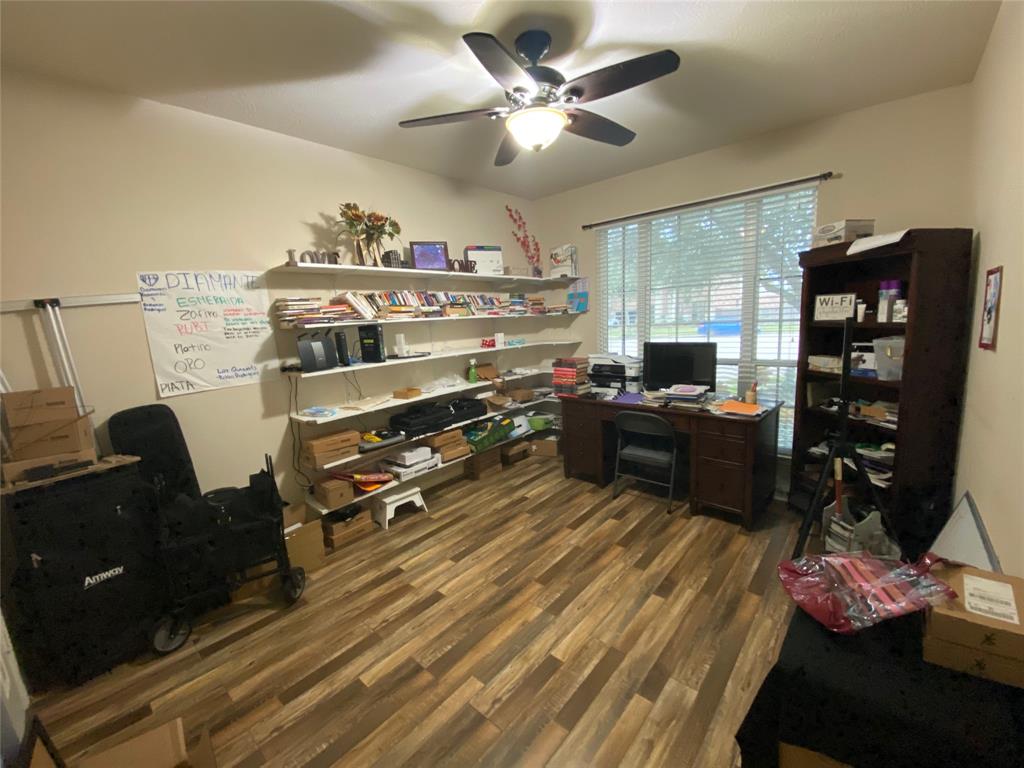 2807 2 Valiant Elm Street, Fresno, Texas 77545, 4 Bedrooms Bedrooms, 14 Rooms Rooms,3 BathroomsBathrooms,Single-family,For Sale,Valiant Elm,65923992
