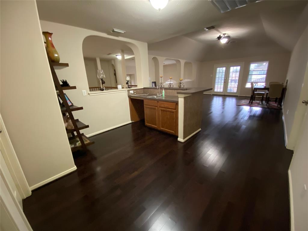 2807 2 Valiant Elm Street, Fresno, Texas 77545, 4 Bedrooms Bedrooms, 14 Rooms Rooms,3 BathroomsBathrooms,Single-family,For Sale,Valiant Elm,65923992