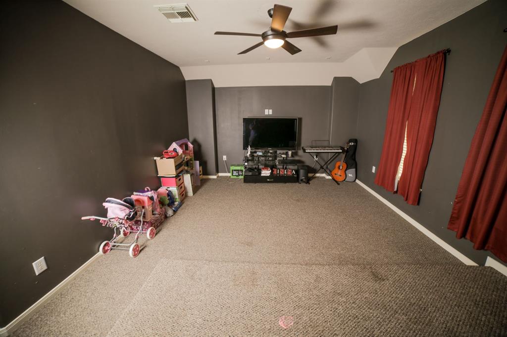 2807 2 Valiant Elm Street, Fresno, Texas 77545, 4 Bedrooms Bedrooms, 14 Rooms Rooms,3 BathroomsBathrooms,Single-family,For Sale,Valiant Elm,65923992