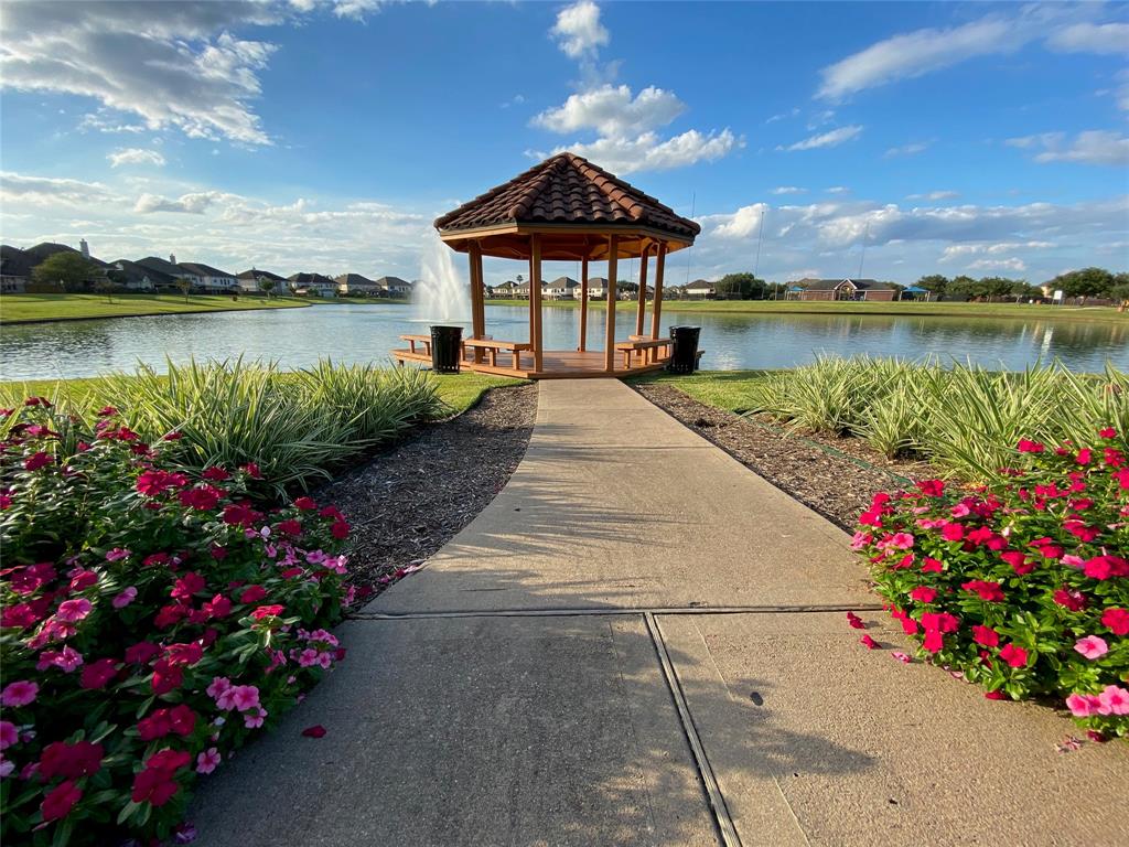 2807 2 Valiant Elm Street, Fresno, Texas 77545, 4 Bedrooms Bedrooms, 14 Rooms Rooms,3 BathroomsBathrooms,Single-family,For Sale,Valiant Elm,65923992