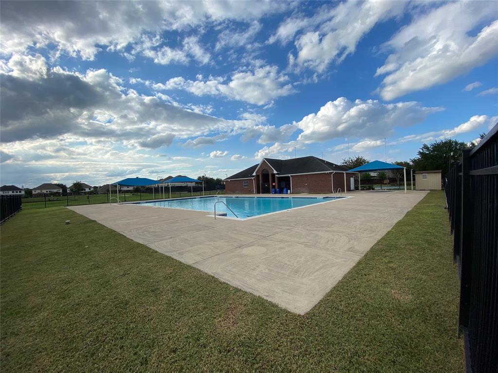 2807 2 Valiant Elm Street, Fresno, Texas 77545, 4 Bedrooms Bedrooms, 14 Rooms Rooms,3 BathroomsBathrooms,Single-family,For Sale,Valiant Elm,65923992
