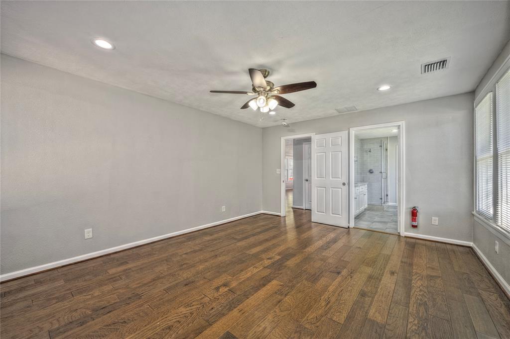 1104 1 16th Street, Houston, Texas 77009, 4 Bedrooms Bedrooms, 5 Rooms Rooms,3 BathroomsBathrooms,Single-family,For Sale,16th,51897565