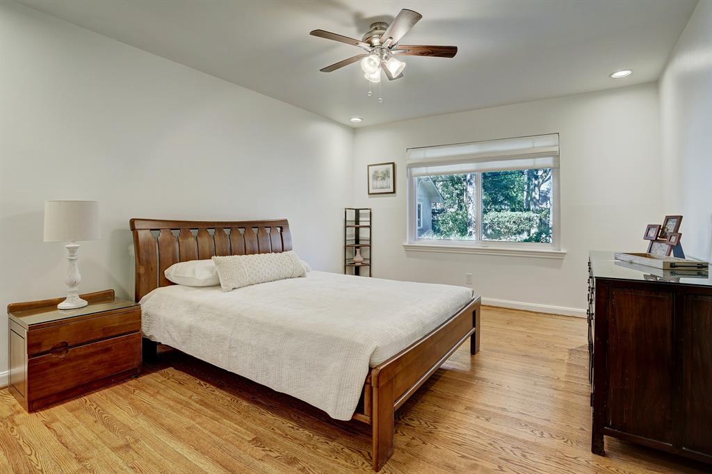 12206 1 Overcup Drive, Houston, Texas 77024, 4 Bedrooms Bedrooms, 12 Rooms Rooms,2 BathroomsBathrooms,Single-family,For Sale,Overcup,59758818