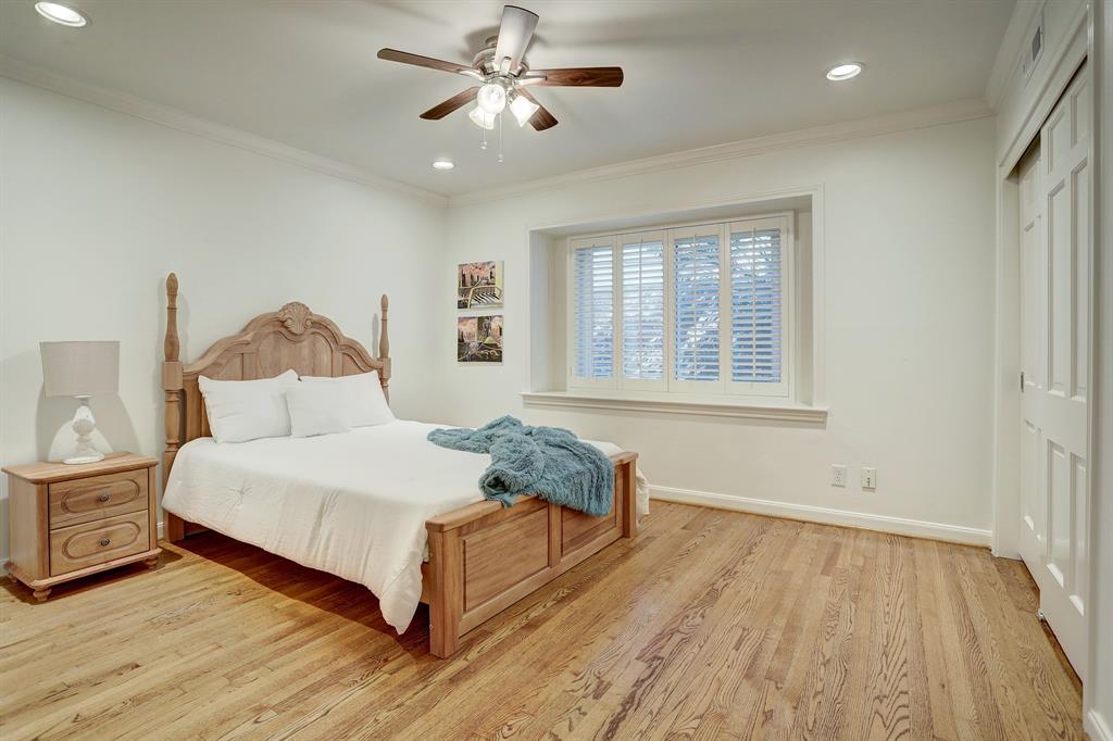 12206 1 Overcup Drive, Houston, Texas 77024, 4 Bedrooms Bedrooms, 12 Rooms Rooms,2 BathroomsBathrooms,Single-family,For Sale,Overcup,59758818