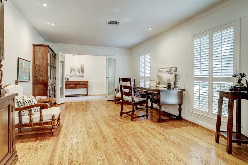 12206 1 Overcup Drive, Houston, Texas 77024, 4 Bedrooms Bedrooms, 12 Rooms Rooms,2 BathroomsBathrooms,Single-family,For Sale,Overcup,59758818