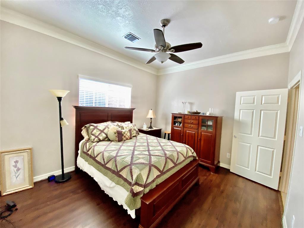 2506 1 Venice Drive, Pearland, Texas 77581, 3 Bedrooms Bedrooms, 7 Rooms Rooms,2 BathroomsBathrooms,Single-family,For Sale,Venice,22763514