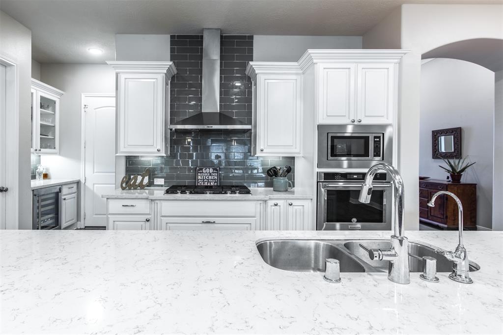 8911 2 Wandering Willow Drive, Richmond, Texas 77406, 4 Bedrooms Bedrooms, 10 Rooms Rooms,4 BathroomsBathrooms,Single-family,For Sale,Wandering Willow,57846145