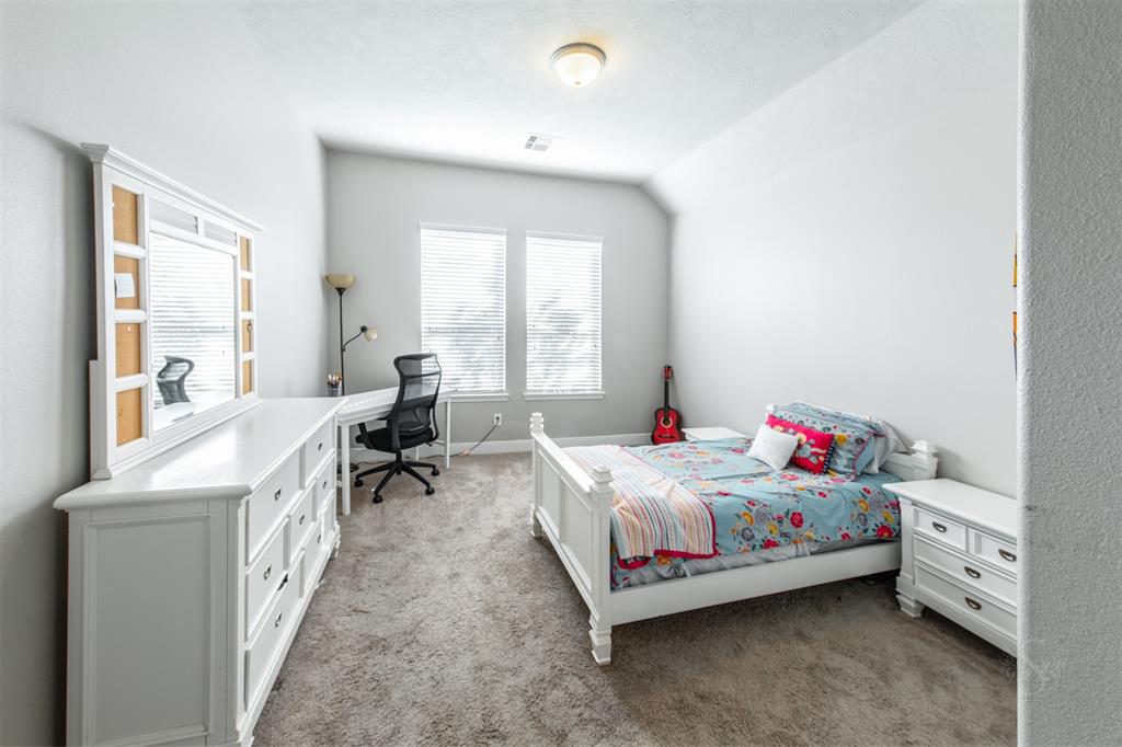 8911 2 Wandering Willow Drive, Richmond, Texas 77406, 4 Bedrooms Bedrooms, 10 Rooms Rooms,4 BathroomsBathrooms,Single-family,For Sale,Wandering Willow,57846145