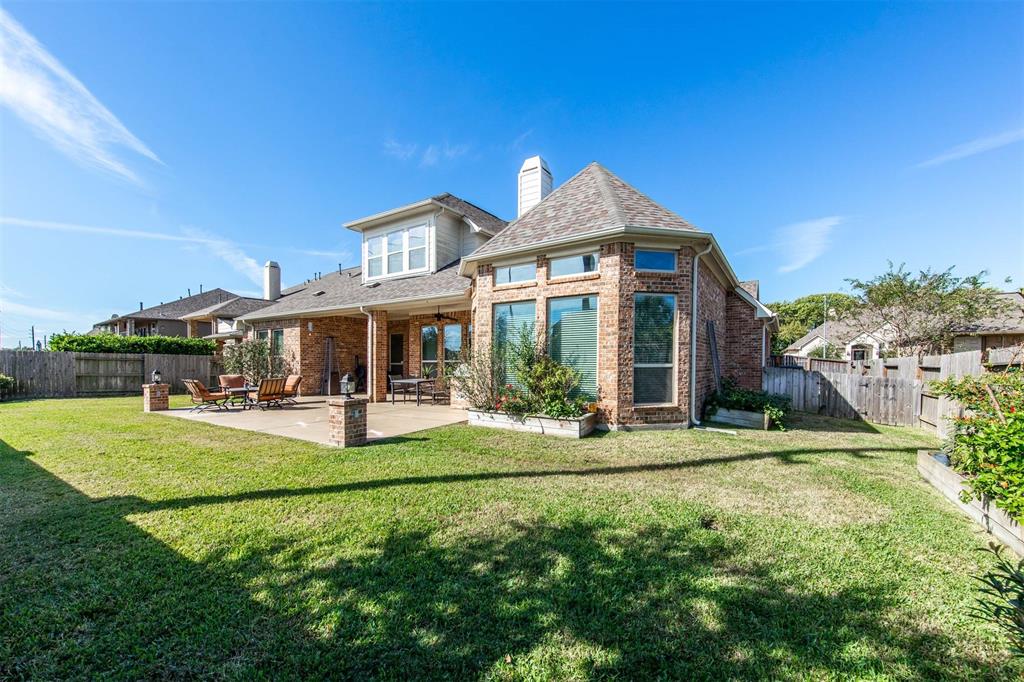 8911 2 Wandering Willow Drive, Richmond, Texas 77406, 4 Bedrooms Bedrooms, 10 Rooms Rooms,4 BathroomsBathrooms,Single-family,For Sale,Wandering Willow,57846145