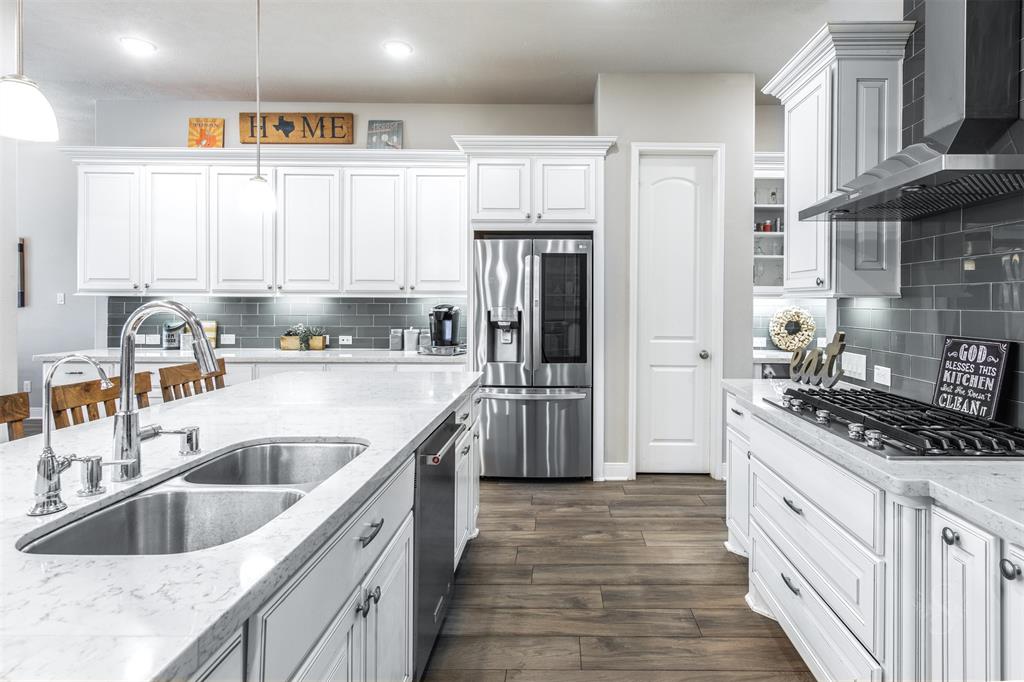 8911 2 Wandering Willow Drive, Richmond, Texas 77406, 4 Bedrooms Bedrooms, 10 Rooms Rooms,4 BathroomsBathrooms,Single-family,For Sale,Wandering Willow,57846145