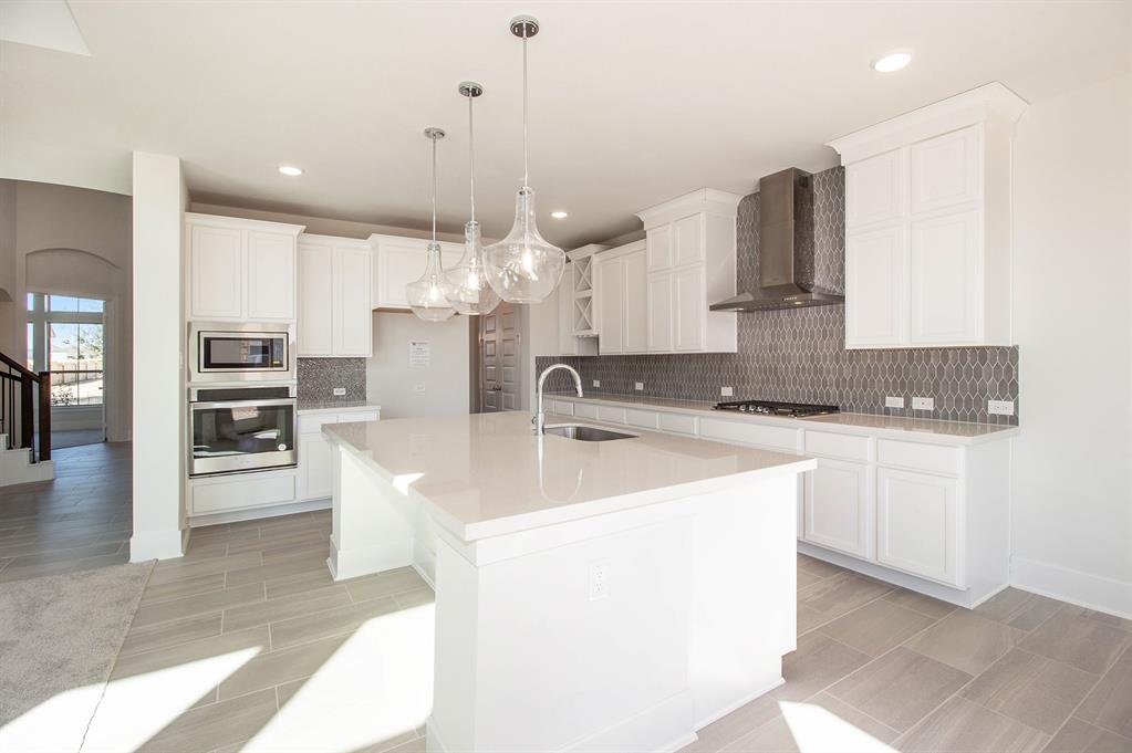 13101 2 Deep Marine Lane, Texas City, Texas 77568, 4 Bedrooms Bedrooms, 10 Rooms Rooms,3 BathroomsBathrooms,Single-family,For Sale,Deep Marine,54491345